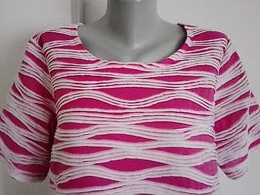 Majica AUSTRIJA 48 kao nova Moderna kvalitetna majica kupljena u