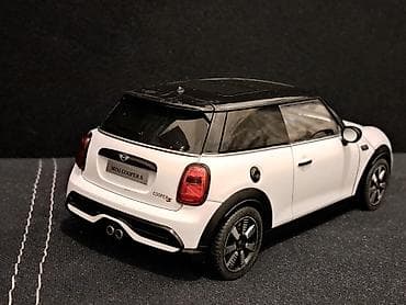 mini skije: Mini COOPER S "White" 1:18 - NOVO NOVO! Model MINI COOPER S — 5