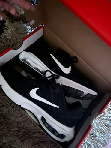 jordan max aura 3: Nike, 39, bоја - Crna — 3