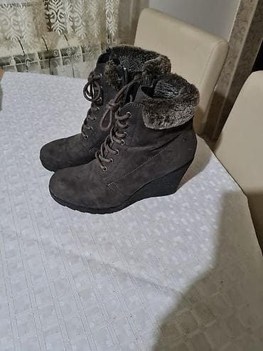 Oksfordice: Ženske zimske čizme na punu petu (wedges) - Boja: tamno — 1