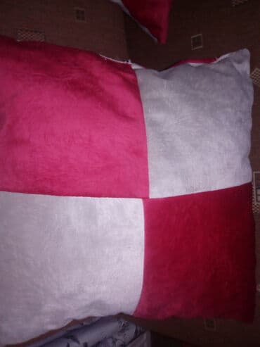 forma ideale duseci: Jastuci od mebla — 2