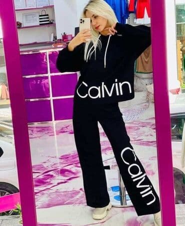 ženske komplet trenerke: S,m,l,xl
3500 — 2