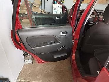 lim: FORD FIESTA 2006. GOD. - KOMPLETAN AUTO U DELOVIMA | FORD velika — 4