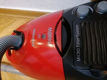 polovan samsung: Usisivač Samsung 1600w. Odličan usisivač Papirna kesa Dobro vuče i tih — 5