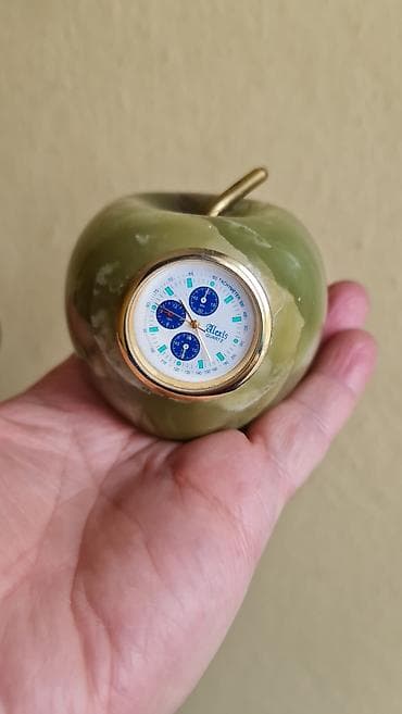 Stilski dekor: Dekorativni radni sat “Alexis Quartz” u obliku jabuke od kamena — 8