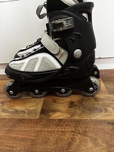 znak nike: Roleri broj od 37 do 40 podesivi su u odlicnom stanju sa sitnim — 10