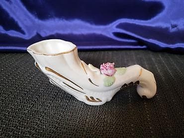 solje zajecar: Figura nova tkz opanak,Zajecar porcelan 70te. Figura,vazica nova — 7