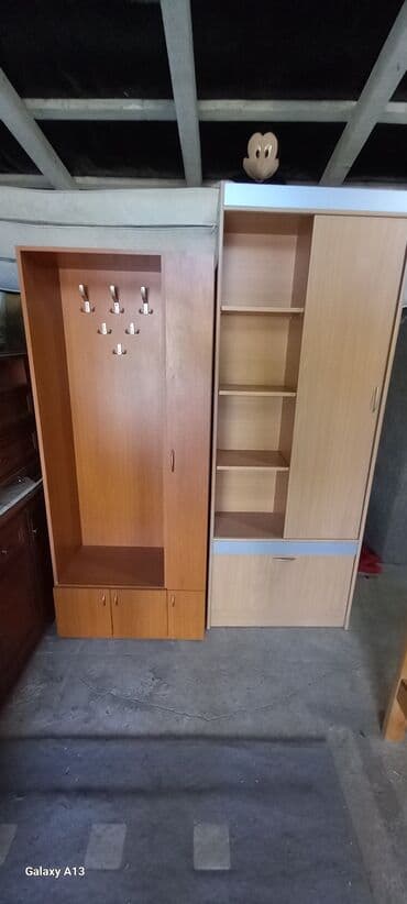 polovan namestaj обреновац слике: Dva Plakara 237cm visina 130cm sirona po 160eu.prevoz vas ili uz — 7