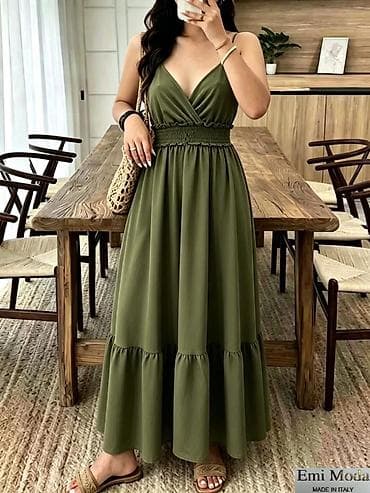 Haljine: Duga haljine 
S M L 
2100 din — 2