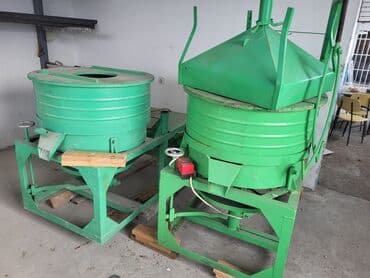 Mlin za zito dva kom