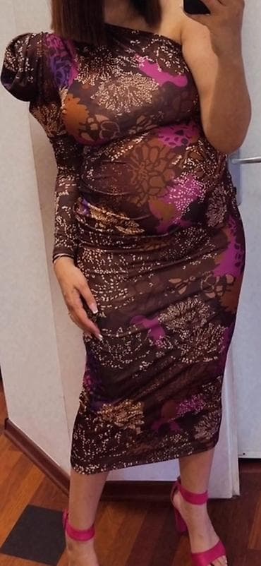 pantalone mona: Asimetrična midi haljina s jednim rukavom - Kroj: pripijena silueta — 1