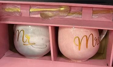 pot za kafu: Set šolja “Mr & Mrs” – elegantan poklon za parove - Dve keramičke — 2