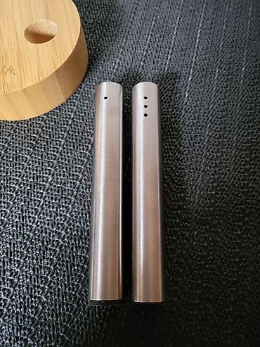 posuda za meso: Nov Rominox slanik. Nov slanik nerdjajuci celik,postolje od bambusa — 5