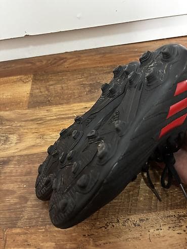 boo dog: Kopačke Adidas br 37 gaziste 235 mm su u odlicnom stanju sa sitnim — 6