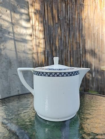 posuda za kafu: Porcelanski čajnik/kuvak sa poklopcem – H&C Selb Schlegelmilch — 1