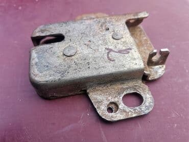auto otpad lada niva: Brava gepek vrata Lada 21213,21214 Niva br.2. Polovno, ocuvano — 6