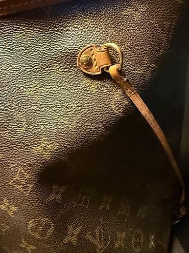 mile polovne stvari: Louis Vuitton Neverfull mm bag Nosena neko vreme blagi tragovi — 2
