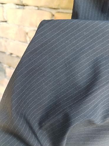 Men's Clothing: MEXX poslovne pantalone vel M, L
Struk po 40
Nogavice spolja 104 — 6