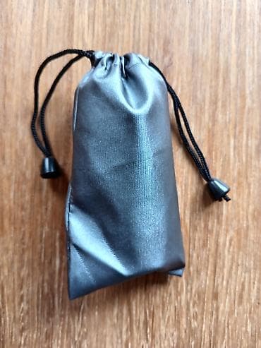 Video Games & Consoles: Nov teleskop za mobilni telefon. Ima uveličanje 8x, dimenzije — 4