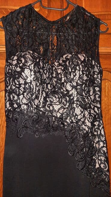 Skafanderi: Haljina nova jednom obucena 30e — 2