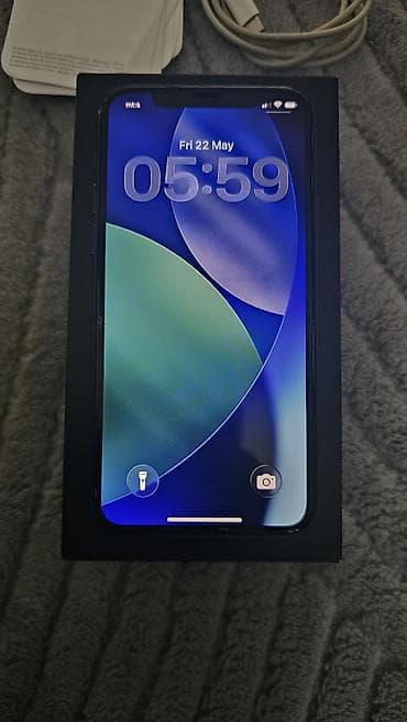 polovni laptopovi do 200 evra: Apple iPhone 11 Pro sa dodatnom opremom - Model: iPhone 11 Pro — 2