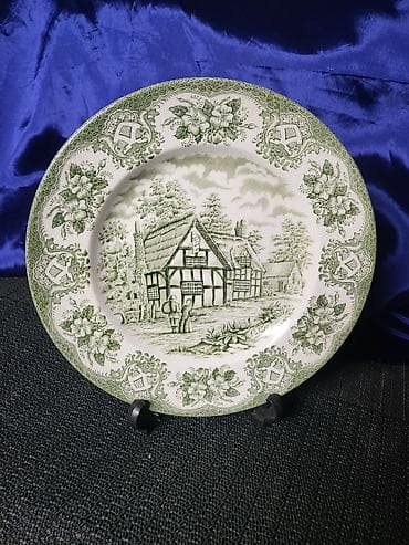 Tanjir rucno graviran Engleska Staffordshire 70te. Tanjir engleski na lalafo.rs Tanjir rucno graviran Engleska Staffordshire 70te. Tanjir engleski