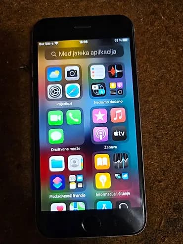Apple iPhone 6s, 16 GB, Space Gray Telefon je potpuno ispravan sa 16