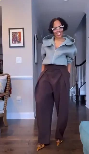 Pantalone
Cena 2450
Uni vel.
V195