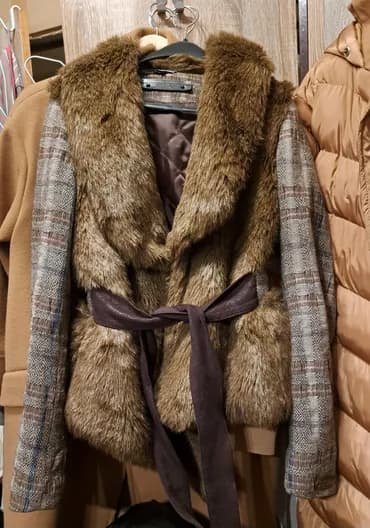 S (EU 36), Sa postavom, Veštačko krzno, bоја - Šareno