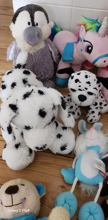Plisane igracke za decu, super ocuvane, neke su nove, od vecih