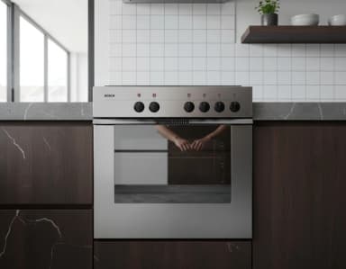 Ugradna rerna i ploča za kuvanje BOSCH + aspirator (inox) -