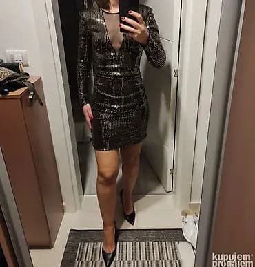 Zara mini haljina dugih rukava maslinasto zelenim i crnim tonovima