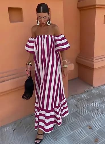 ❤️Ženska letnja maxi haljina na pruge, off-shoulder kroja.
✅2600 din