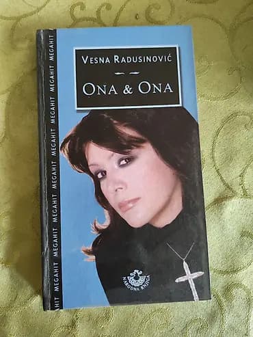 Knjiga: Ona &amp; Ona Autor: Vesna Radušinović Izdavač: Narodna