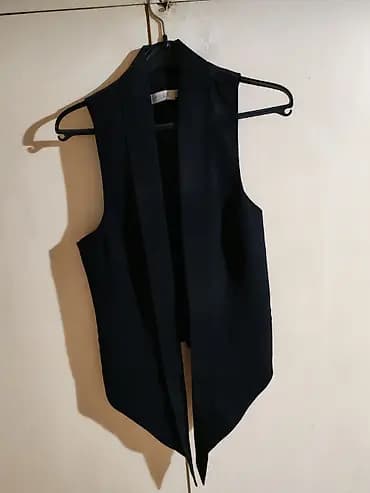 Ženski prsluk – BON’A PARTE Womenswear - Boja: crna - Model: dug