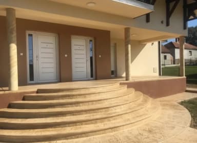 Stepenice od Štampanog Betona – NOVO! Opis Proizvoda 🪜 Stepenice od