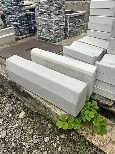 Betonske ivičnjake/pragovi - Materijal: armirani beton, glatka siva