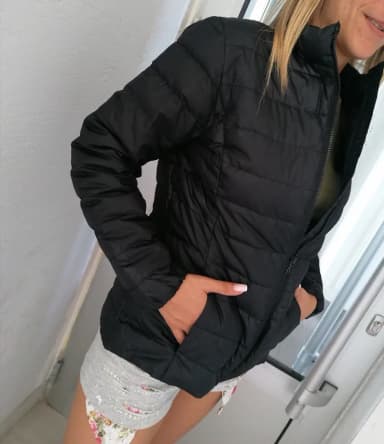 H&M JAKNA VRHUNSKI MODEL I KVALITET PRELAGANA, MEKANA MODEL ZA