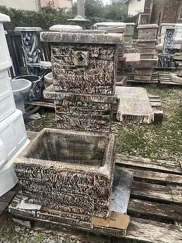 Dekorativna baštenska česma sa koritom od veštačkog kamena - Rustični