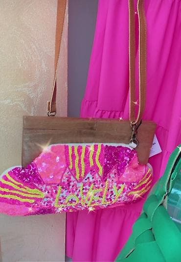 ALEX MAX ORIGINAL TAŠNA
Unikat model
Uvoz Francuska at lalafo.rs — 10 ALEX MAX ORIGINAL TAŠNA
Unikat model
Uvoz Francuska — 10