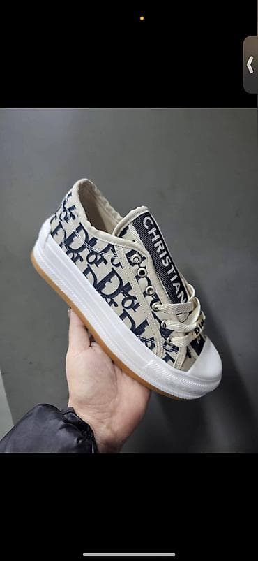 Women's Footwear: Nove patike od 36 do 40
5300 din
pb at lalafo.rs — 1 Women's Footwear: Nove patike od 36 do 40
5300 din
pb — 1