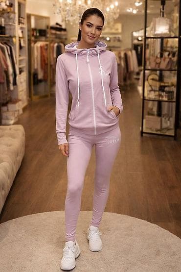 pantalone butiku ali: Ženski komplet trenerke – “Jordan” stil - Dvodijelni set: dukserica na lalafo.rs — 2 pantalone butiku ali: Ženski komplet trenerke – “Jordan” stil - Dvodijelni set: dukserica — 2