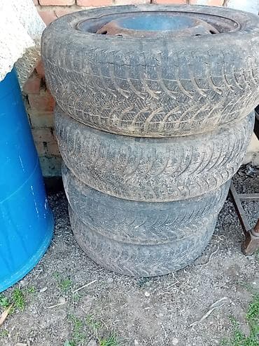Gume sa felnama na prodaju 14 ke.+ samo felne (sive) na lalafo.rs Gume sa felnama na prodaju 14 ke.+ samo felne (sive)