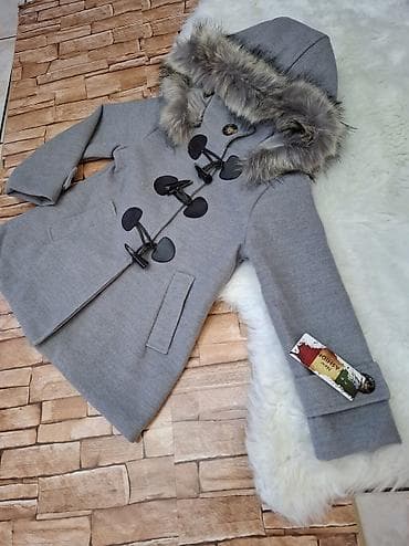 Dečiji kaput sa kapuljačom i krznom - Model: duffle kaput za na lalafo.rs — 1 Dečiji kaput sa kapuljačom i krznom - Model: duffle kaput za — 1