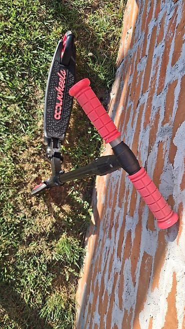 Bicycles: Prodajem dečiji trotinet marke Cool Wheels, u dobrom stanju. 🔹 Boja at lalafo.rs — 3 Bicycles: Prodajem dečiji trotinet marke Cool Wheels, u dobrom stanju. 🔹 Boja — 3