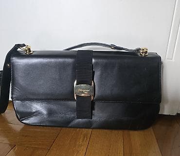 Salvatore Ferragamo Vintage Black Leather Vara Wallet with Leather at lalafo.rs — 1 Salvatore Ferragamo Vintage Black Leather Vara Wallet with Leather — 1