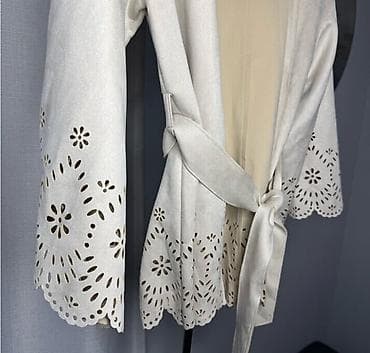 Zara nova velur jakna. xs-s velicina. Moze i za jaci s na lalafo.rs — 7 Zara nova velur jakna. xs-s velicina. Moze i za jaci s — 7