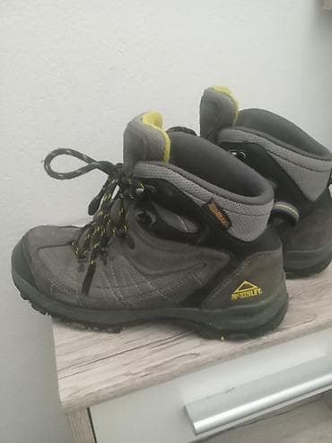 Zimske čizmice vodootporne broj 36 za dečake i devojčice exstra na lalafo.rs — 2 Zimske čizmice vodootporne broj 36 za dečake i devojčice exstra — 2