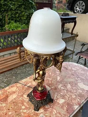 Stilska stona lampa - Anđeli, mesing Stilska stona lampa Ukrašena na lalafo.rs — 5 Stilska stona lampa - Anđeli, mesing Stilska stona lampa Ukrašena — 5