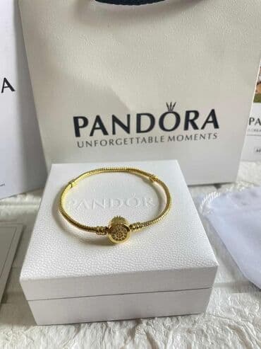 Narukvica sa priveskom, Pandora na lalafo.rs Narukvica sa priveskom, Pandora